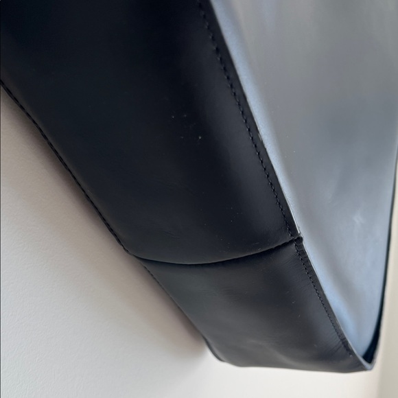 BRAND NEW, never worn, ABLE black Leather tote for Sale. - Picture 6 of 9